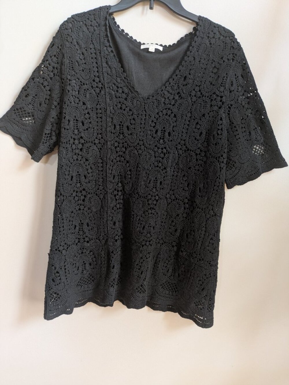 adiva 1X short sleeve black embroidered blouse with lining #446